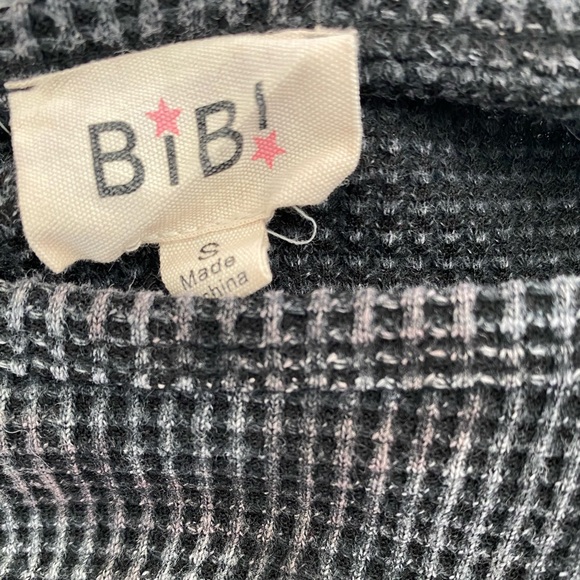 Bibi Size Small Black Acid Washed Waffle Knit Short Sleeve Crew Neck Shirt Top - Picture 4 of 4